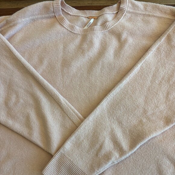 Free People Crop Sweater - Pale Pink - Size Medium - Picture 2 of 7